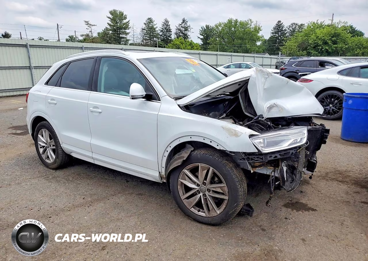 2016 Audi Q3 Premium Plus VIN:WA1EFCFSXGR010100 - 4