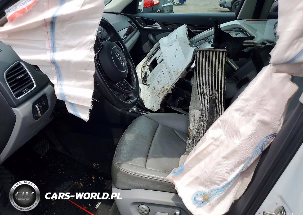 2016 Audi Q3 Premium Plus VIN:WA1EFCFSXGR010100 - 7