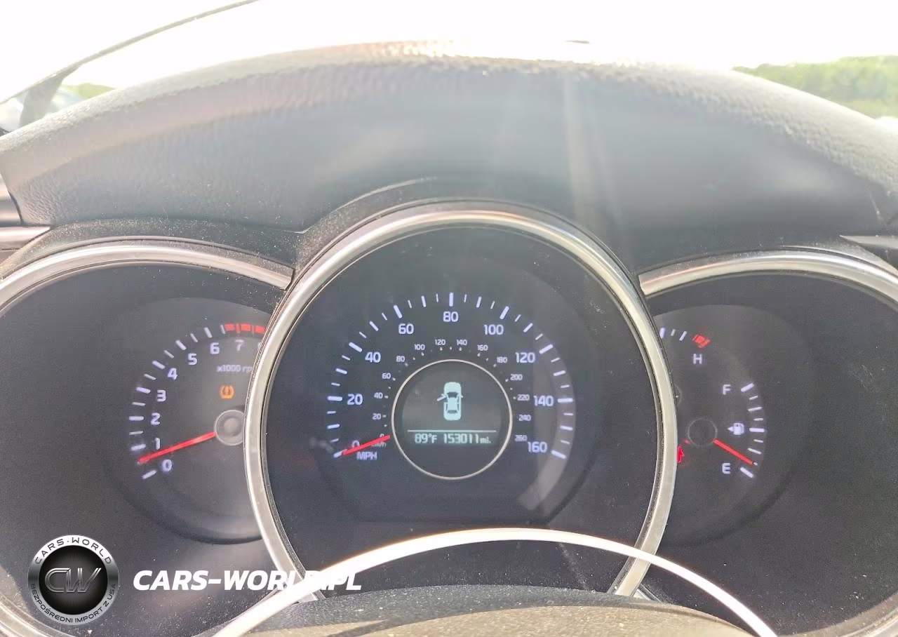 2014 Kia Optima Lx VIN:5XXGM4A70EG262063 - 9