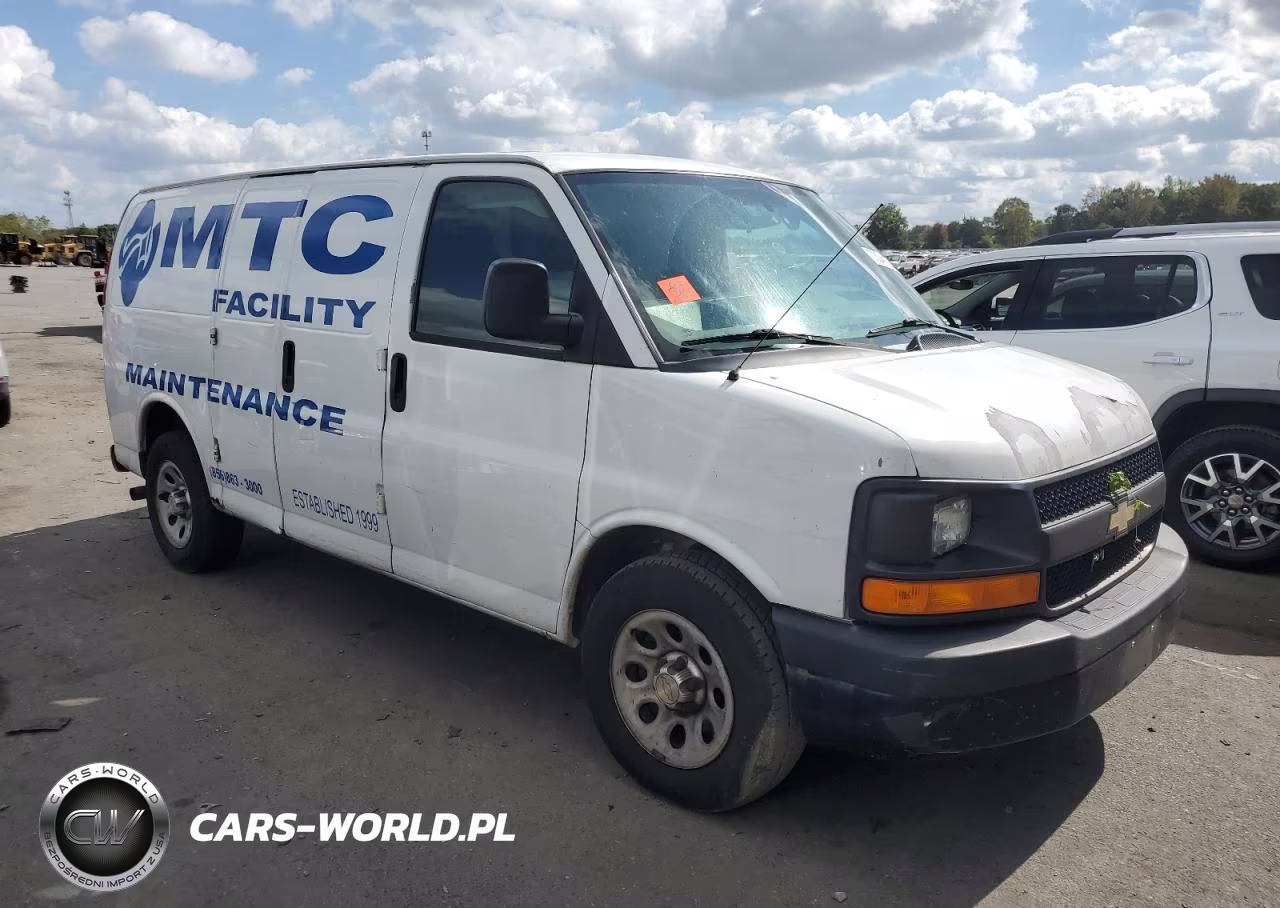 2012 Chevrolet Express G1500 VIN:1GCSGAFX5C1115996 - 4