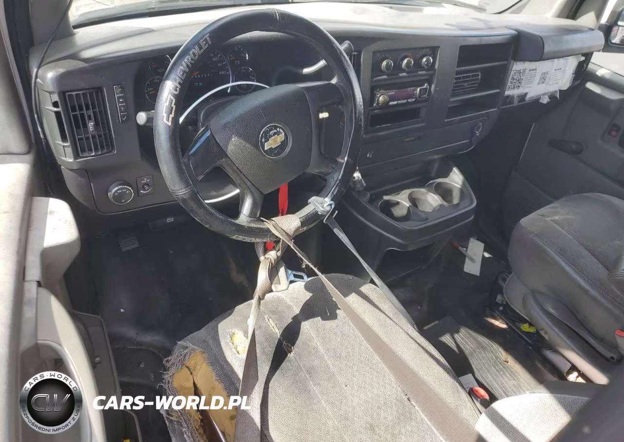 2012 Chevrolet Express G1500 VIN:1GCSGAFX5C1115996 - 8