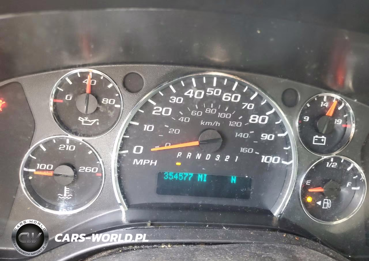 2012 Chevrolet Express G1500 VIN:1GCSGAFX5C1115996 - 9