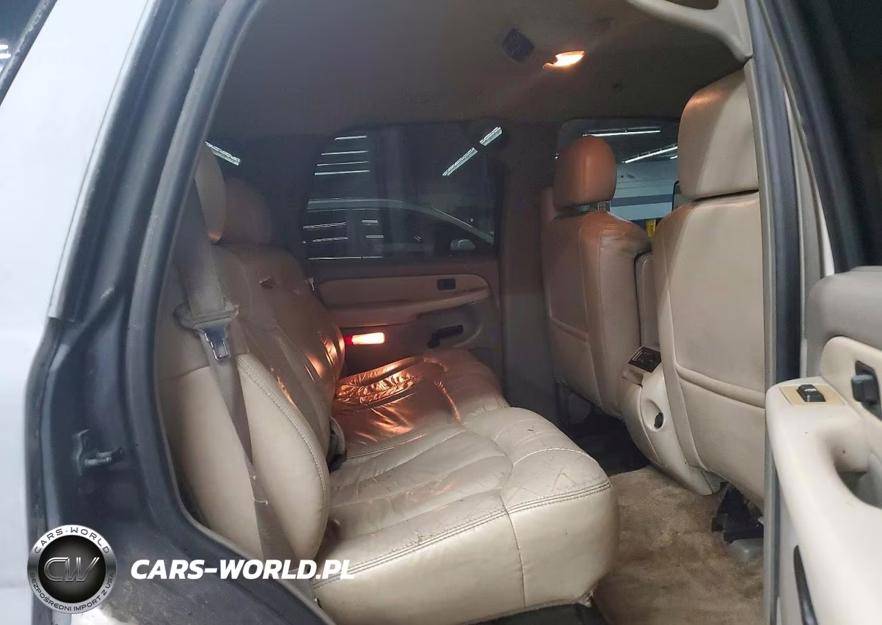 2001 Chevrolet Tahoe K1500 VIN:1GNEK13T51J261218 - 11