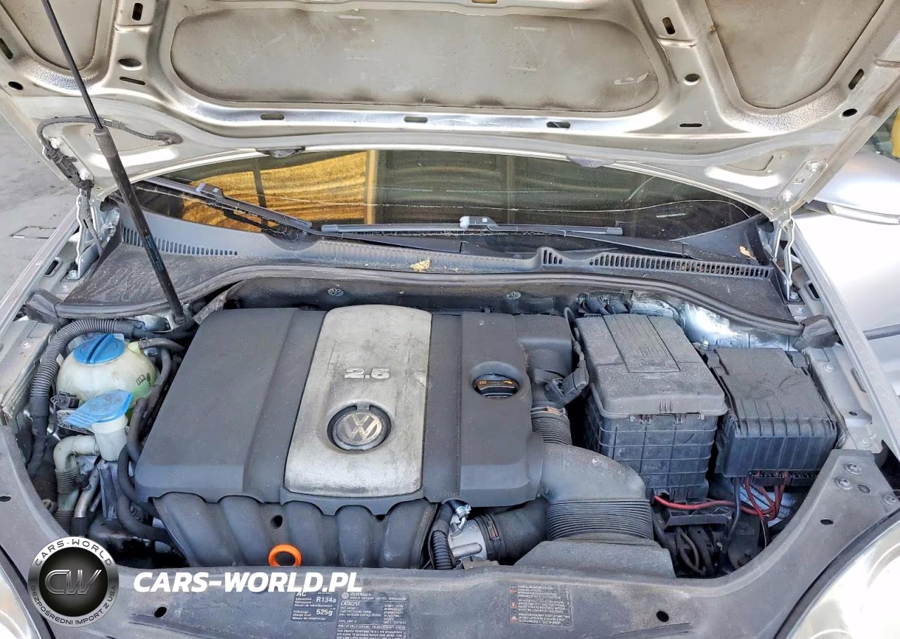 2008 Volkswagen Rabbit VIN:WVWBB71K38W270781 - 11