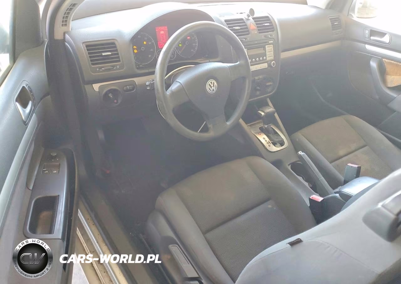 2008 Volkswagen Rabbit VIN:WVWBB71K38W270781 - 8