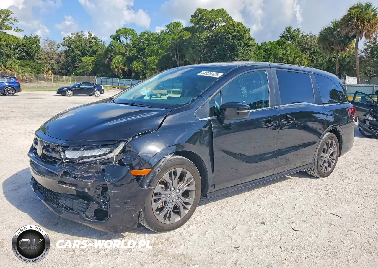 2025 Honda Odyssey Touring – zdjęcie 1 z 13