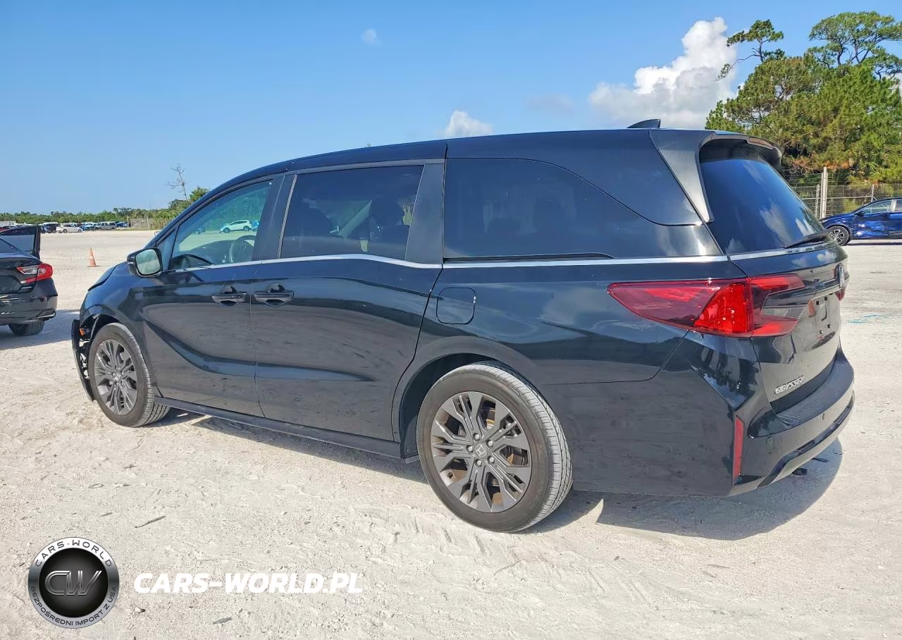 2025 Honda Odyssey Touring VIN:5FNRL6H83SB025555 - 2