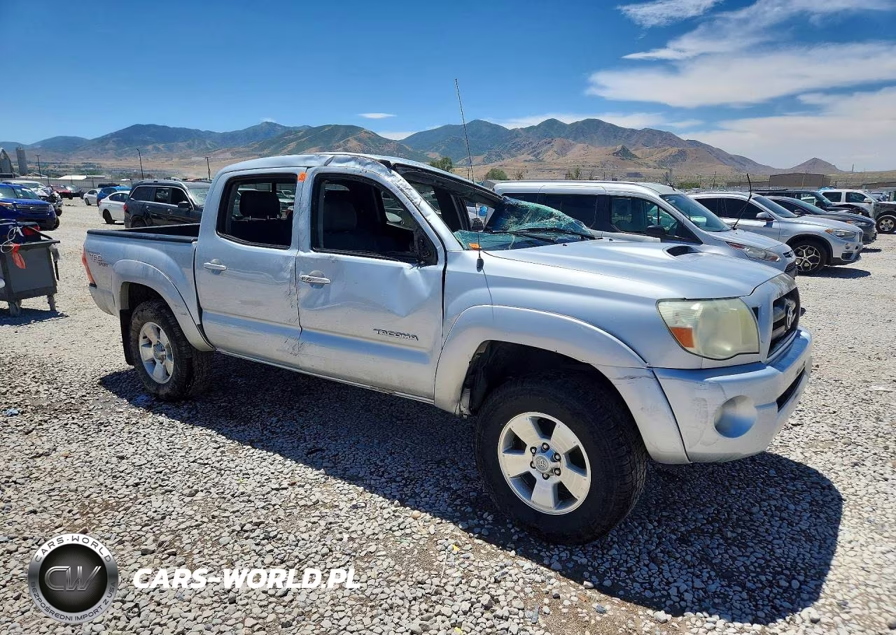 2007 Toyota Tacoma Double Cab VIN:5TELU42NX7Z421641 - 4