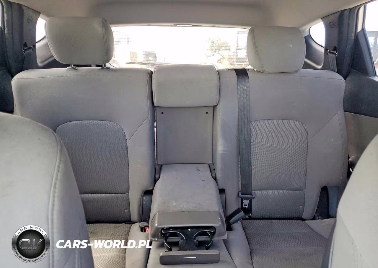 2015 Hyundai Santa Fe Sport 2.4L VIN:5XYZT3LB1FG265543 - 10