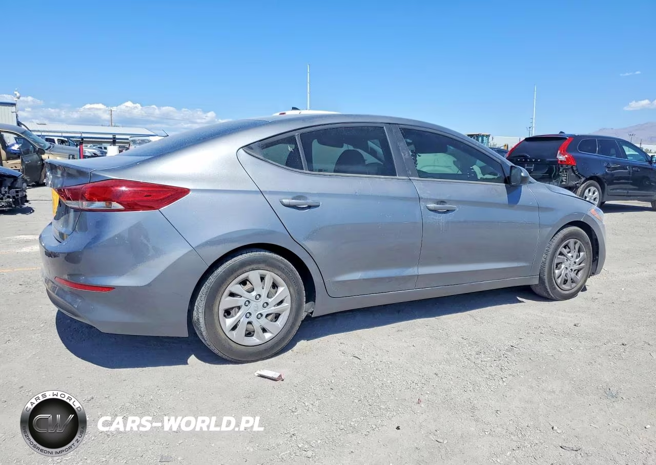 2018 Hyundai Elantra Se VIN:5NPD74LF7JH354171 - 3