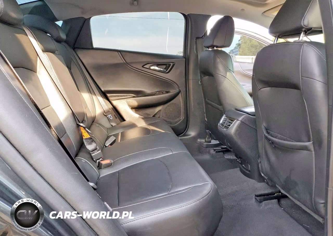 2017 Chevrolet Malibu Lt VIN:1G1ZE5ST4HF237735 - 10