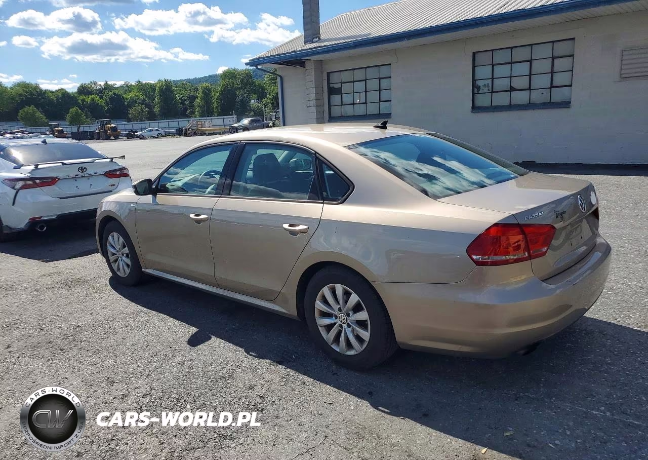 2015 Volkswagen Passat 1.8T Wolfsburg Edition VIN:1VWAT7A34FC101379 - 2