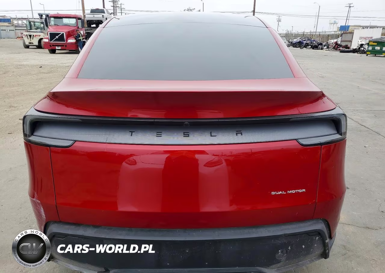 2026 Tesla Model Y Long Range Launch Series-Premium All-Wheel Drive VIN:7SAYGDEE8TF431706 - 6