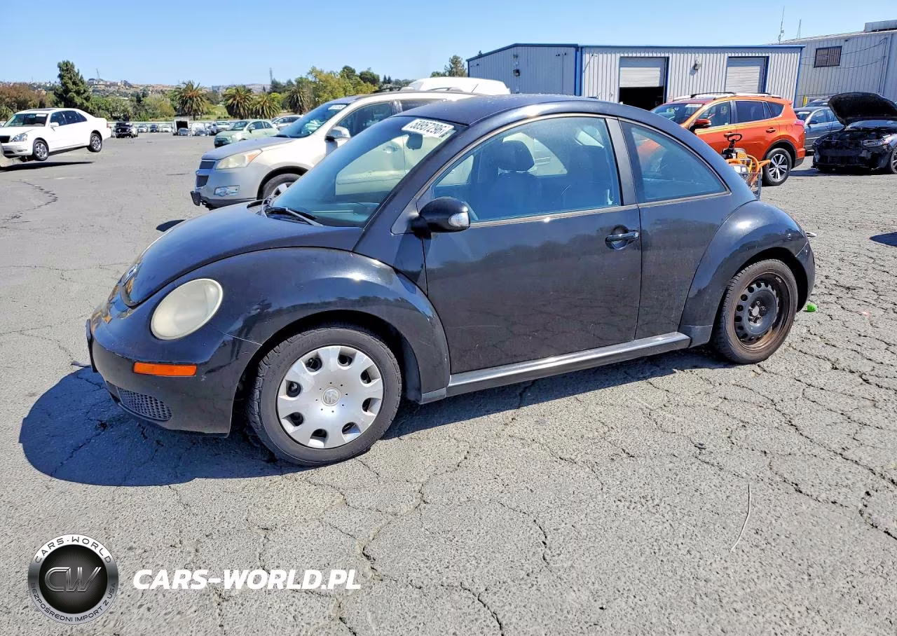 2010 Volkswagen New Beetle