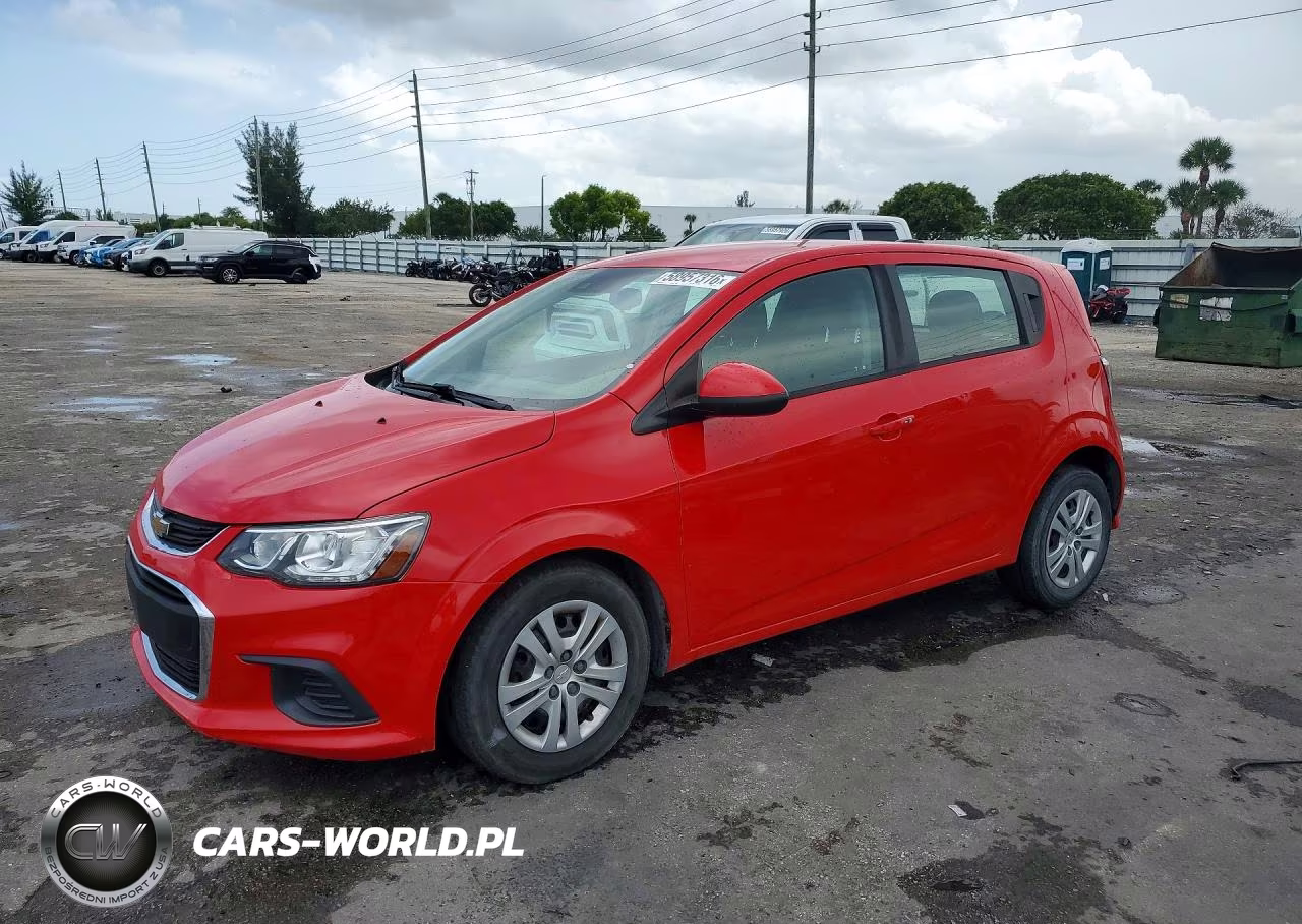 2020 Chevrolet Sonic – zdjęcie 1 z 12
