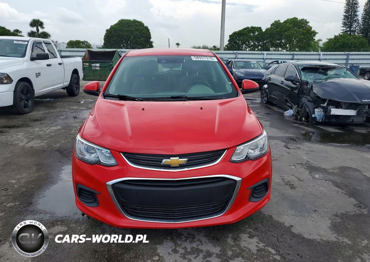 2020 Chevrolet Sonic VIN:1G1JG6SB6L4122062 - 5