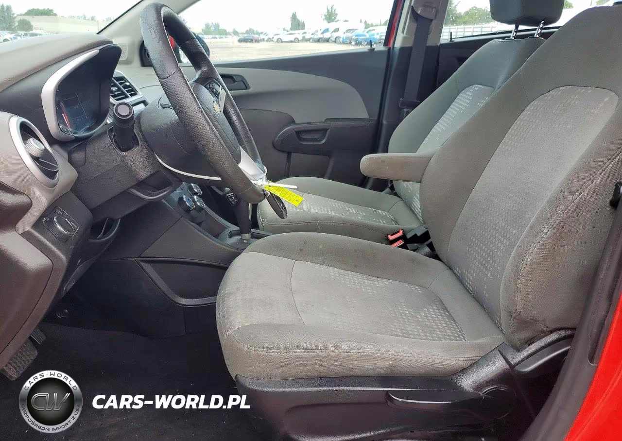 2020 Chevrolet Sonic VIN:1G1JG6SB6L4122062 - 7