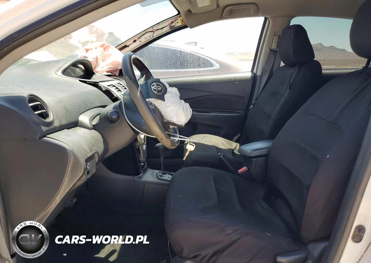 2007 Toyota Yaris Base VIN:JTDBT923371060855 - 7