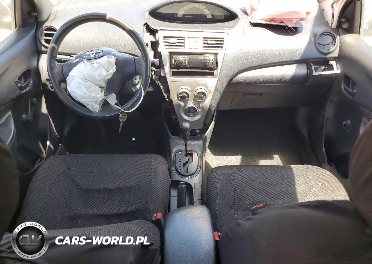 2007 Toyota Yaris Base VIN:JTDBT923371060855 - 8