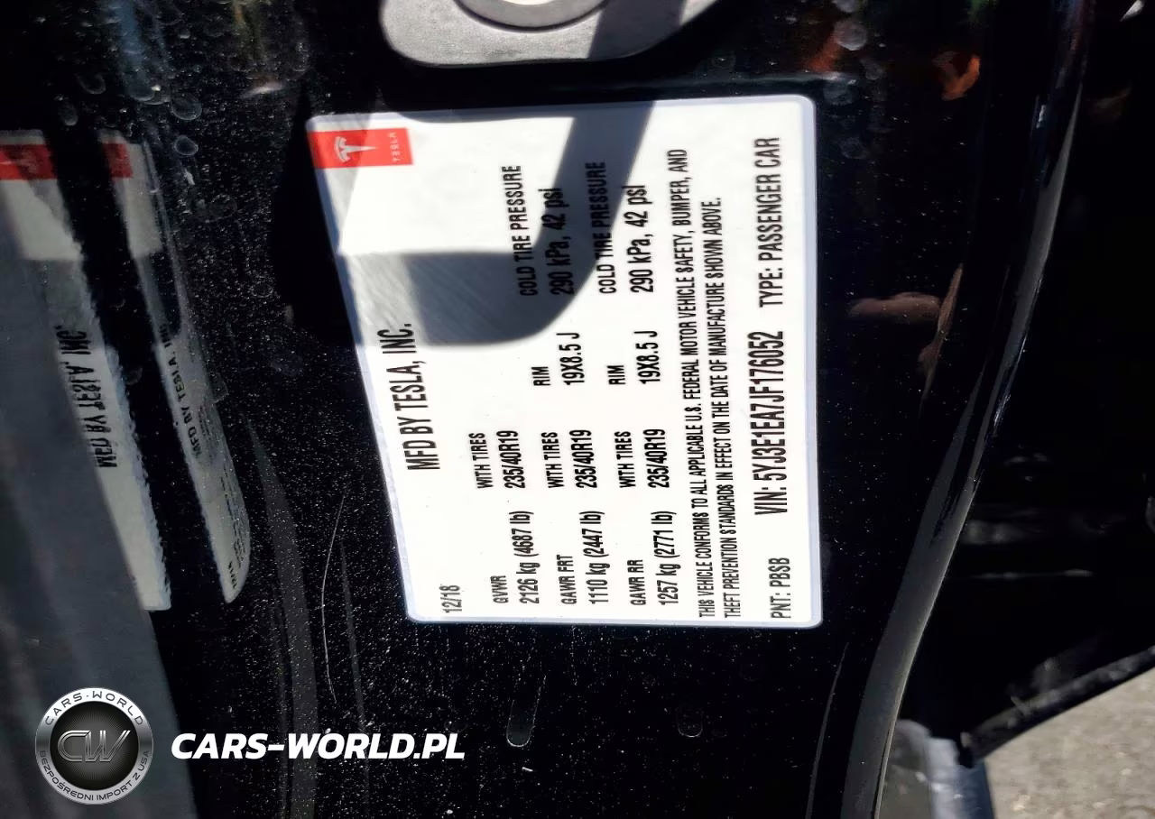 2018 Tesla Model 3 VIN:5YJ3E1EA7JF176052 - 12