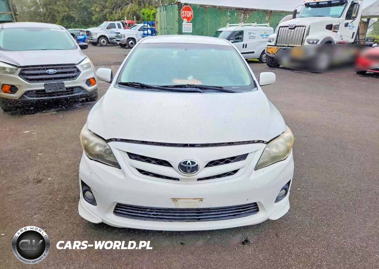 2011 Toyota Corolla S VIN:2T1BU4EEXBC639973 - 5