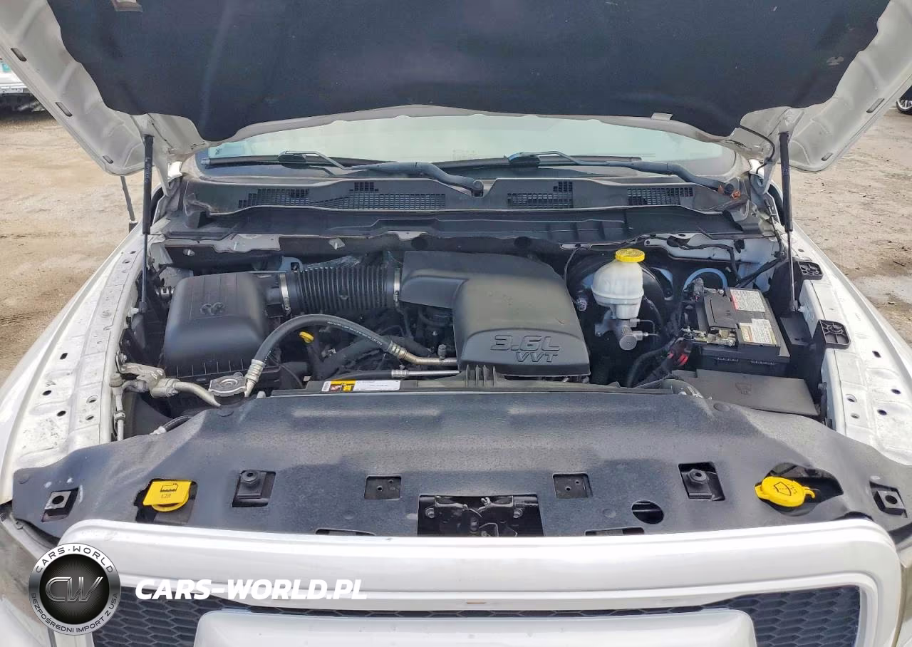 2019 Ram 1500 Classic Tradesman VIN:1C6RR6FG8KS581508 - 11