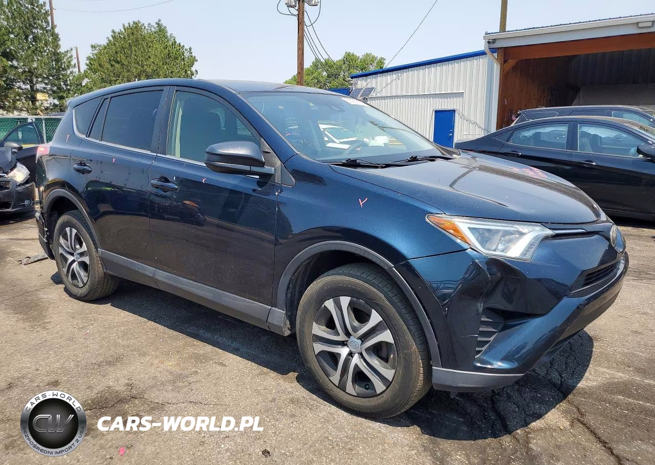 2017 Toyota Rav4 Le VIN:JTMZFREV0HJ717695 - 4