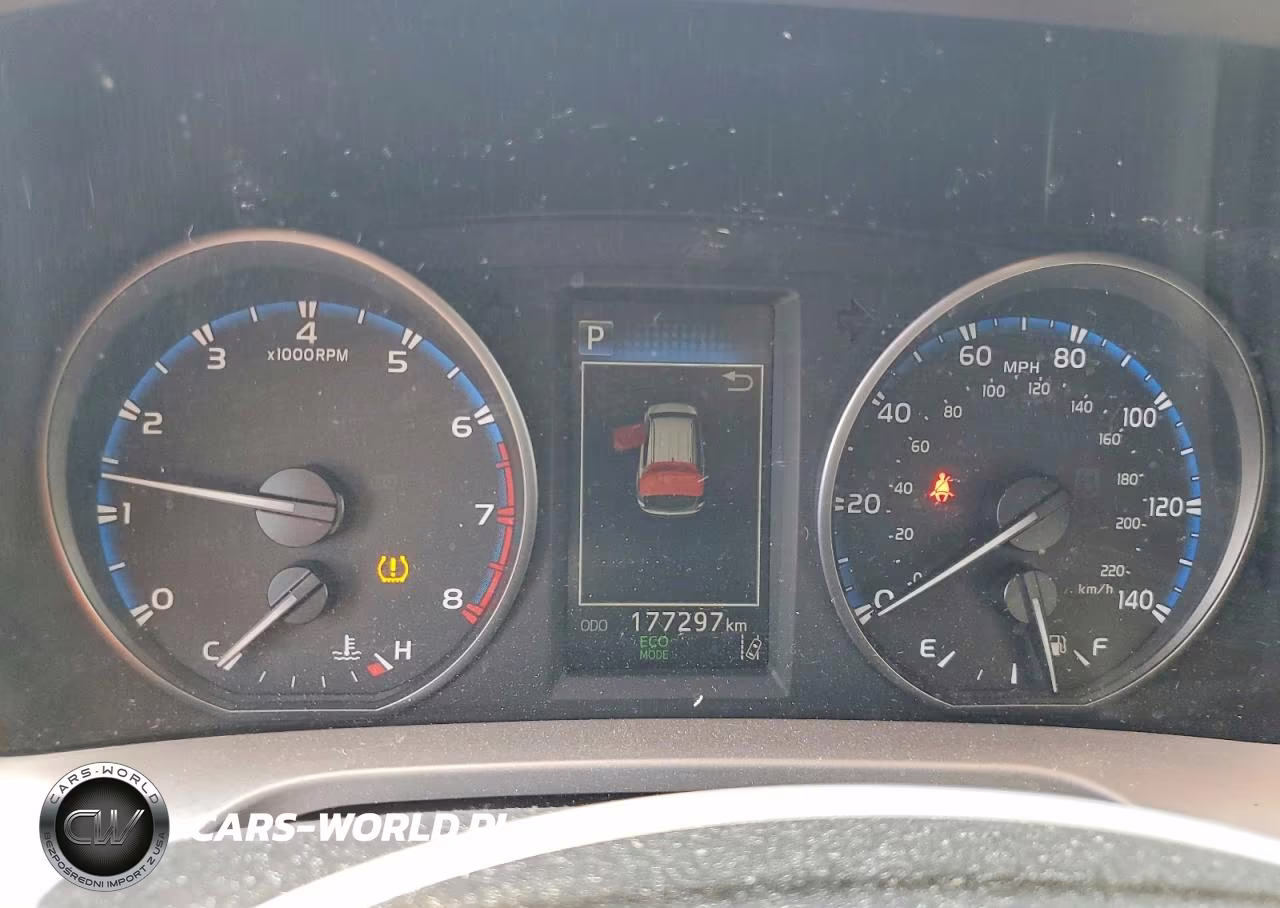 2017 Toyota Rav4 Le VIN:JTMZFREV0HJ717695 - 9