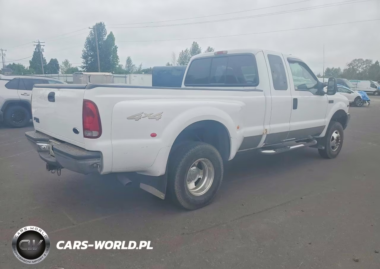 2000 Ford F350 Super Duty VIN:1FTWX33S8YED76352 - 3