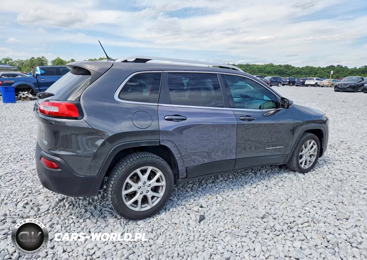 2014 Jeep Cherokee Latitude VIN:1C4PJLCB1EW299495 - 3