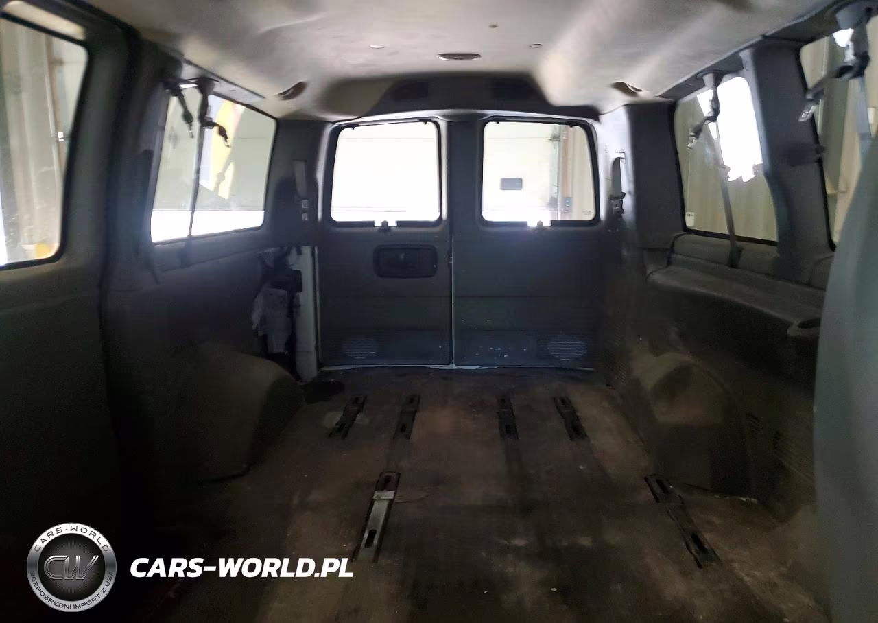 2010 Chevrolet Express G2500 Ls VIN:1GAZGPDG4A1147526 - 10