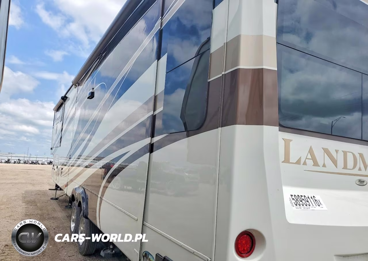 2014 Heartland Landmark Camper VIN:5SFBG4227FE295682 - 3