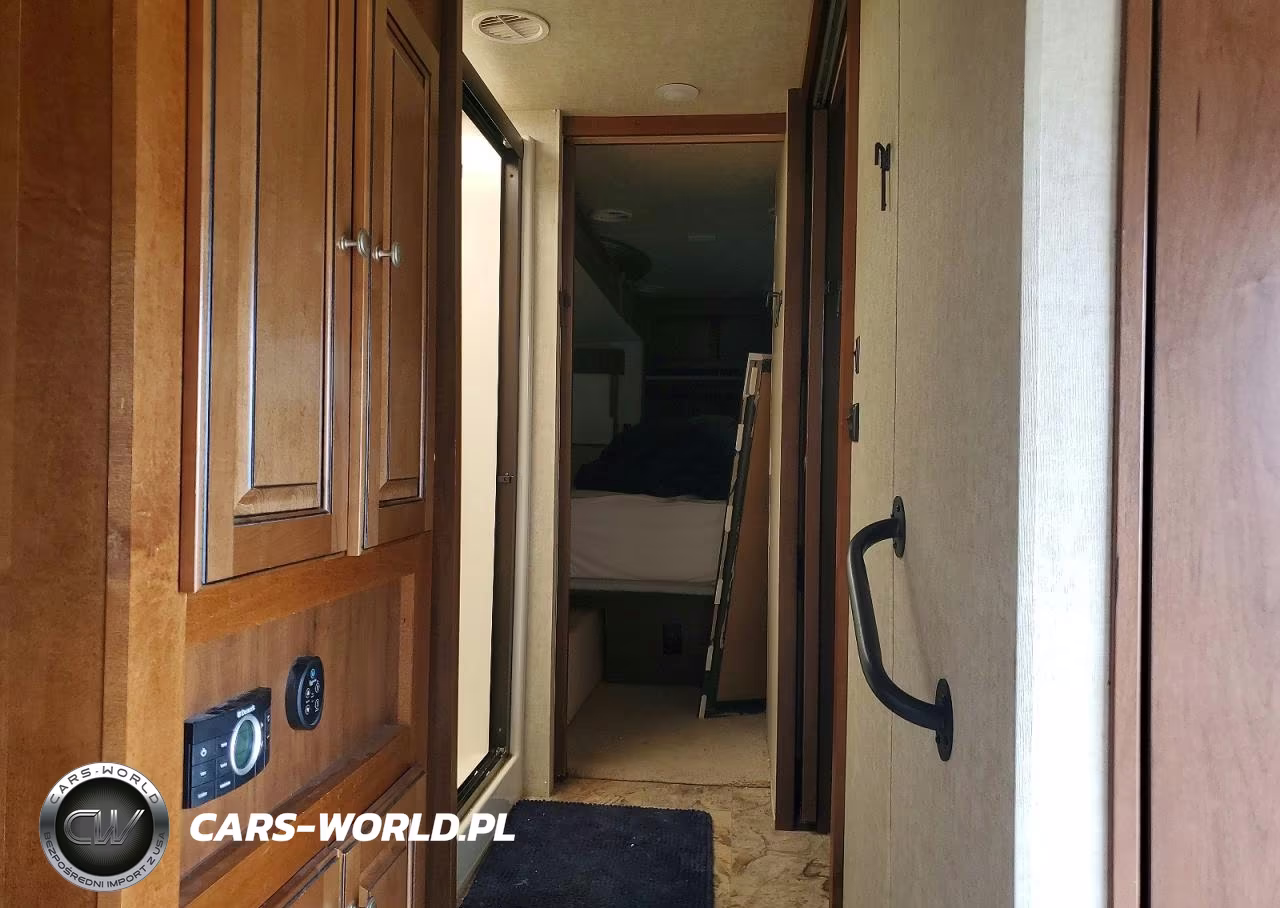 2014 Heartland Landmark Camper VIN:5SFBG4227FE295682 - 5