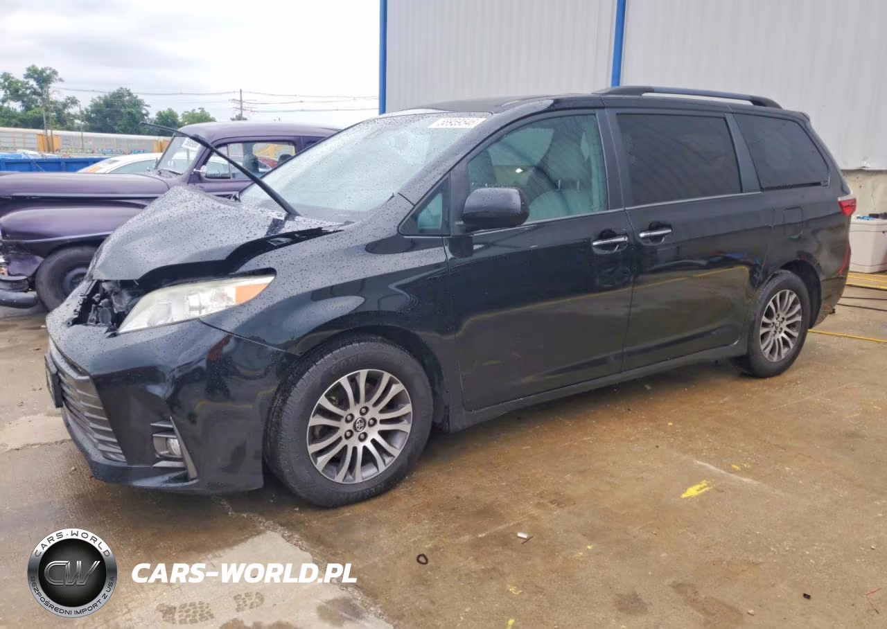 2018 Toyota Sienna Xle 8-Passenger