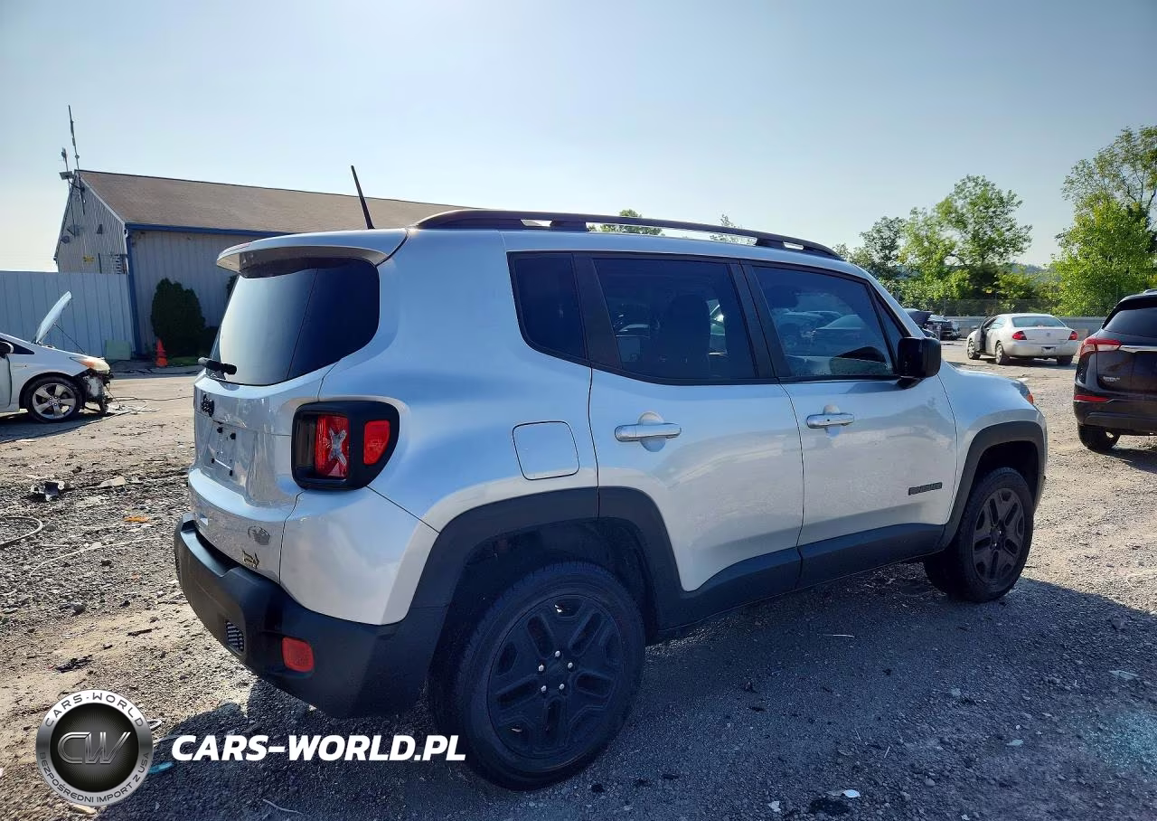2018 Jeep Renegade Sport VIN:ZACCJBAB5JPH72978 - 3