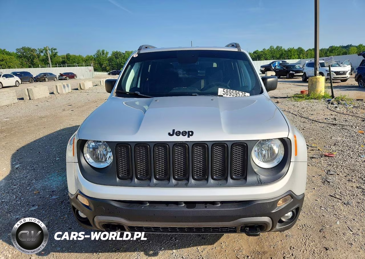 2018 Jeep Renegade Sport VIN:ZACCJBAB5JPH72978 - 5