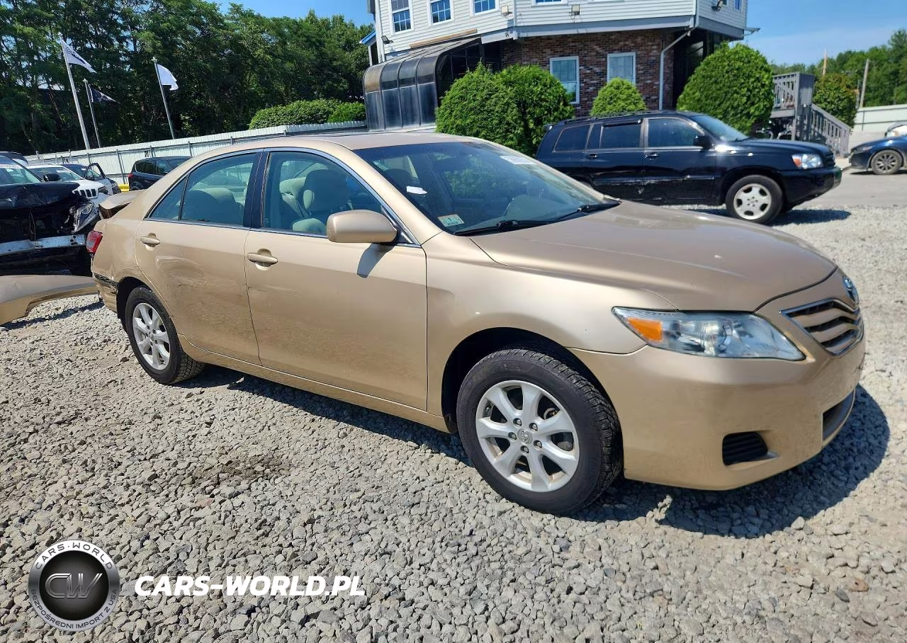 2011 Toyota Camry Le VIN:4T1BF3EK6BU216106 - 4