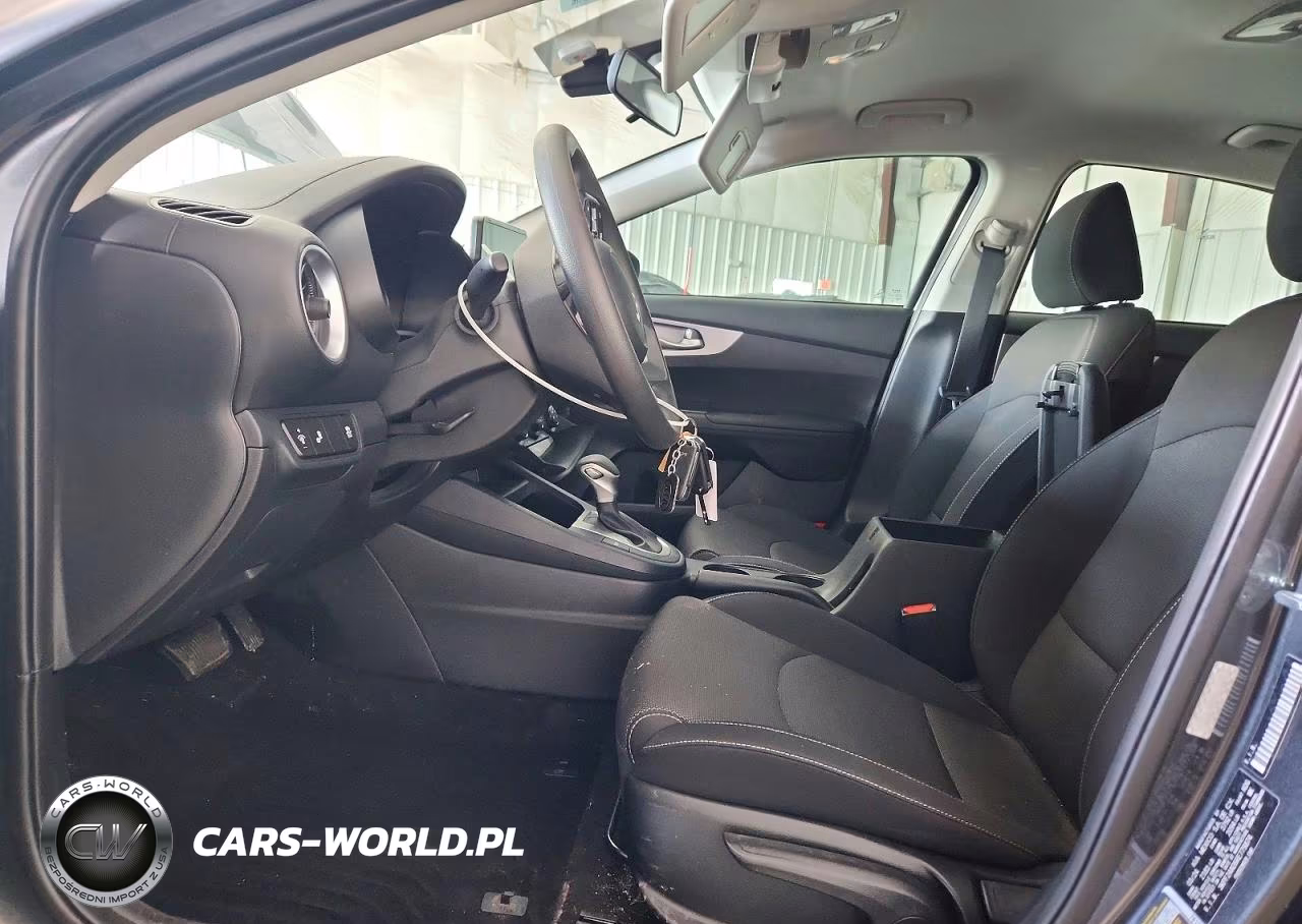 2024 Kia Forte Lxs VIN:3KPF24AD6RE779874 - 7