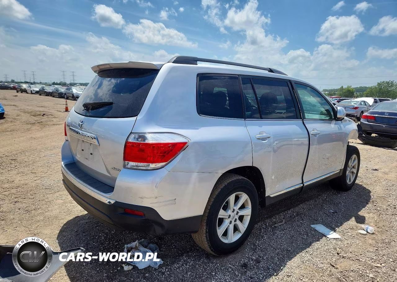 2012 Toyota Highlander Se VIN:5TDBK3EH1CS125108 - 3