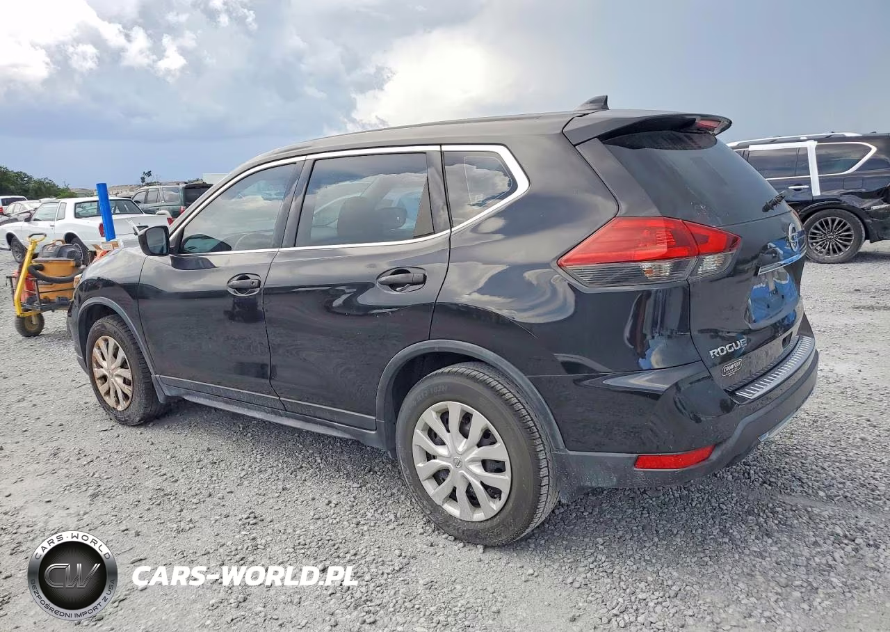 2018 Nissan Rogue S VIN:JN8AT2MT4JW456792 - 2