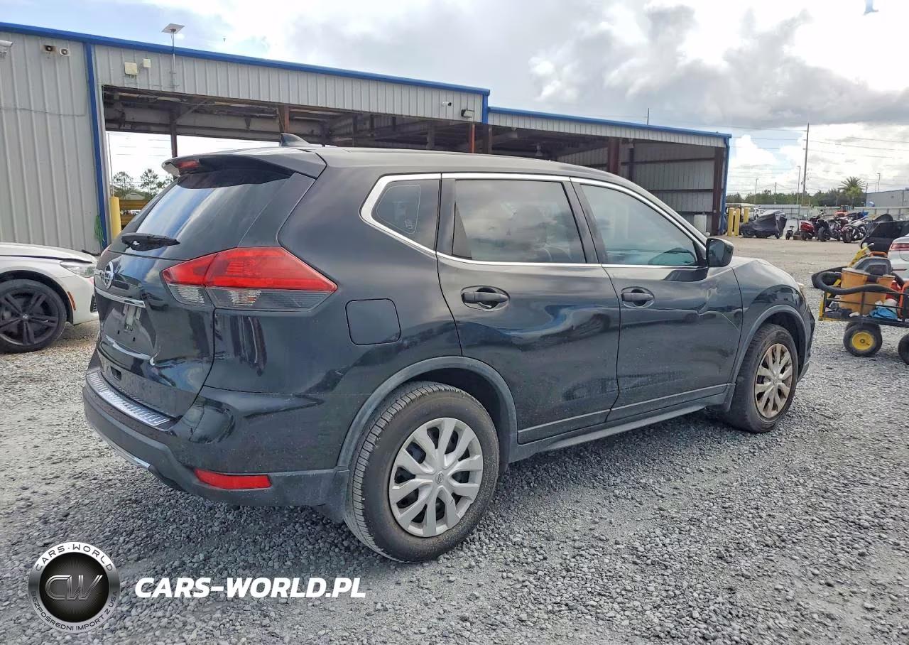 2018 Nissan Rogue S VIN:JN8AT2MT4JW456792 - 3