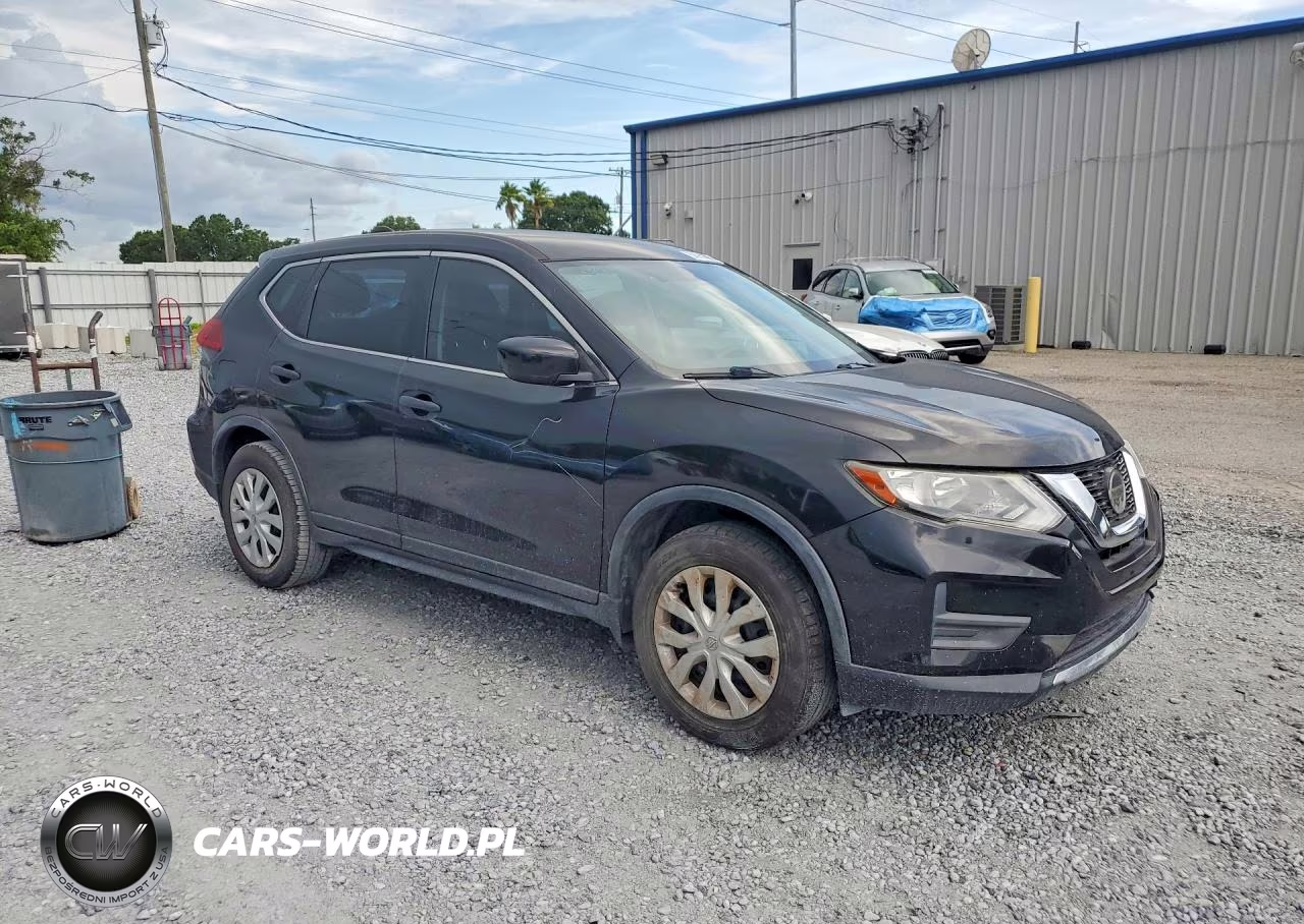 2018 Nissan Rogue S VIN:JN8AT2MT4JW456792 - 4