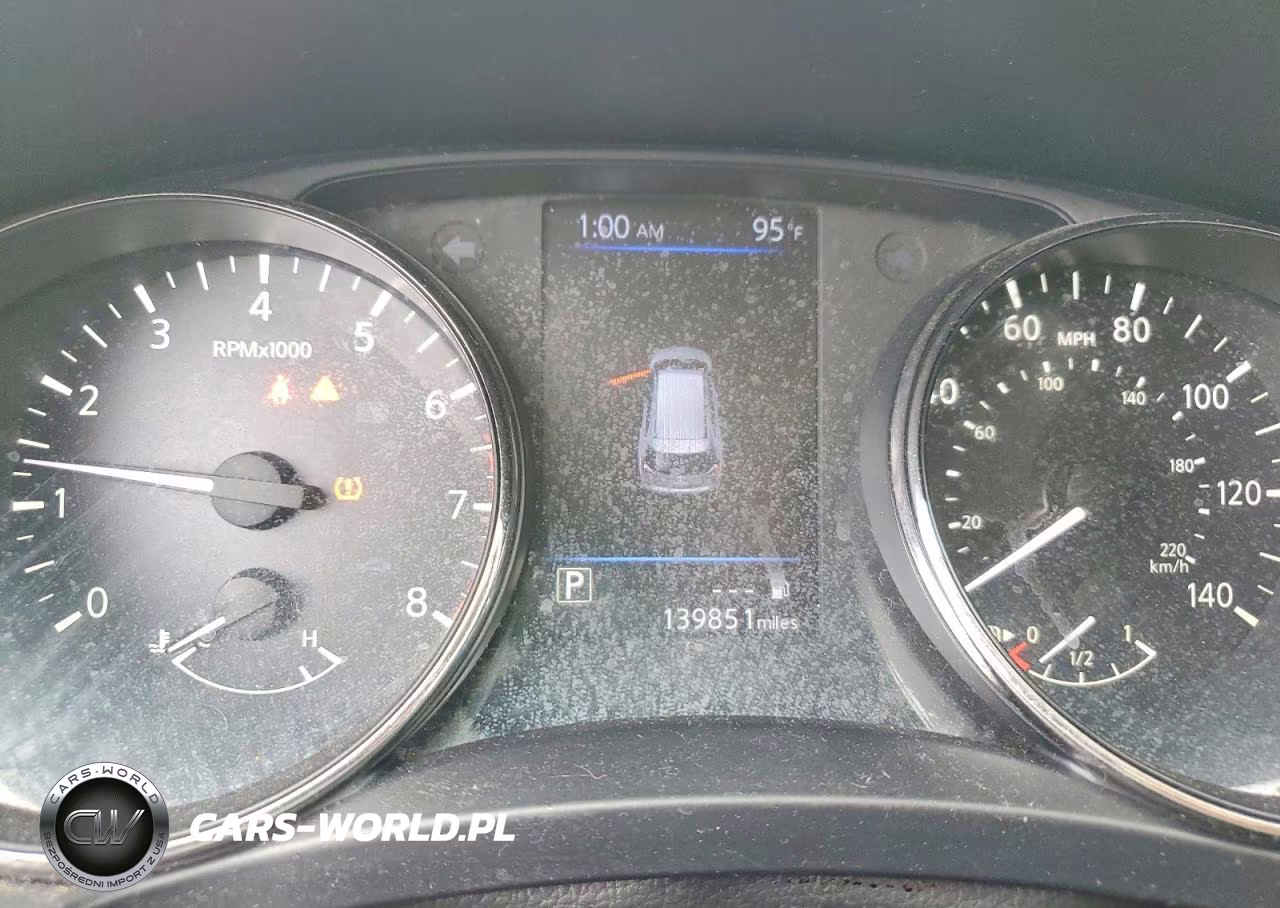 2018 Nissan Rogue S VIN:JN8AT2MT4JW456792 - 9