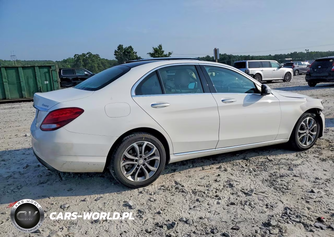 2017 Mercedes-Benz C 300 4Matic VIN:55SWF4KB7HU205812 - 3