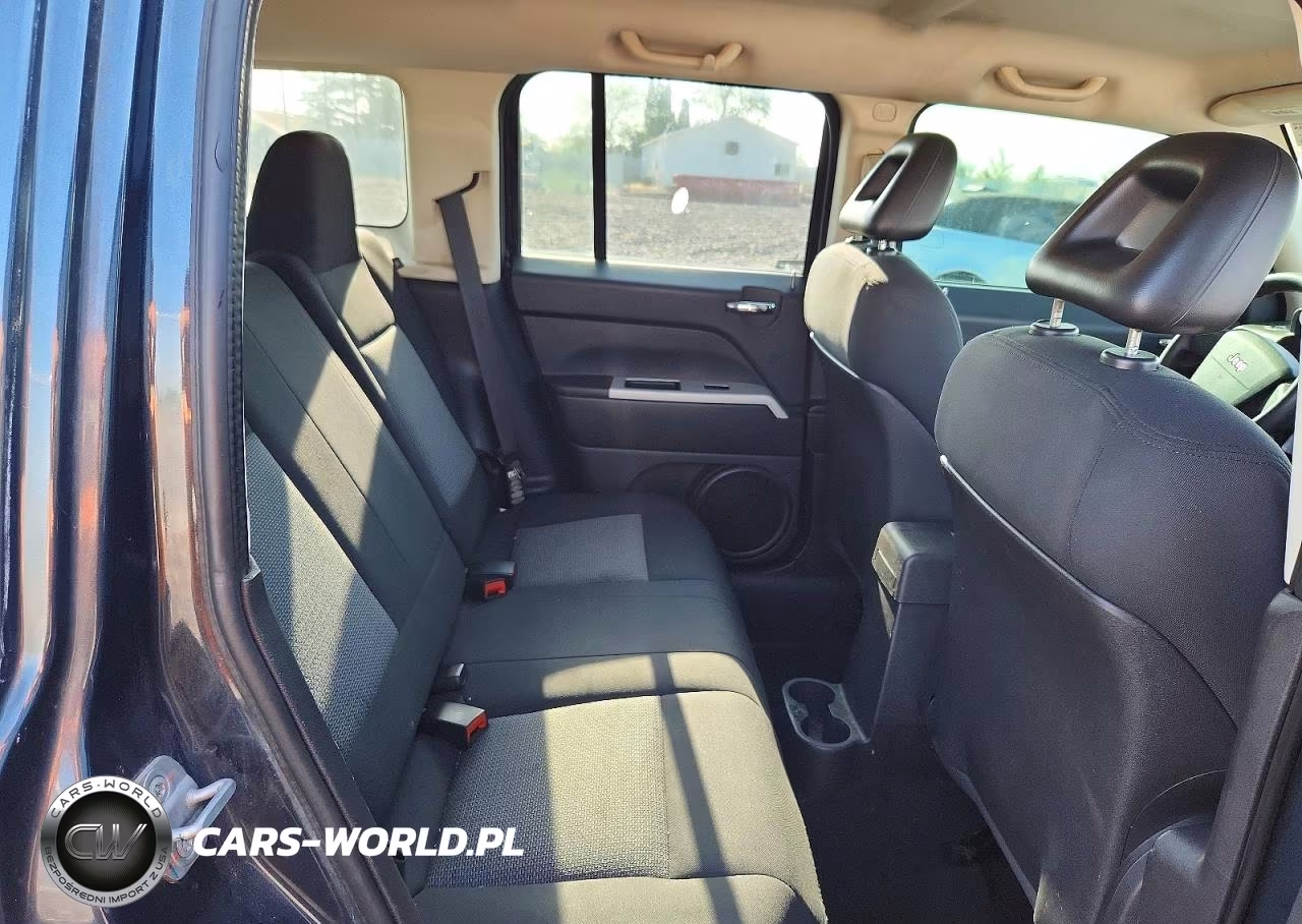 2008 Jeep Patriot Sport VIN:1J8FF28W28D512000 - 10
