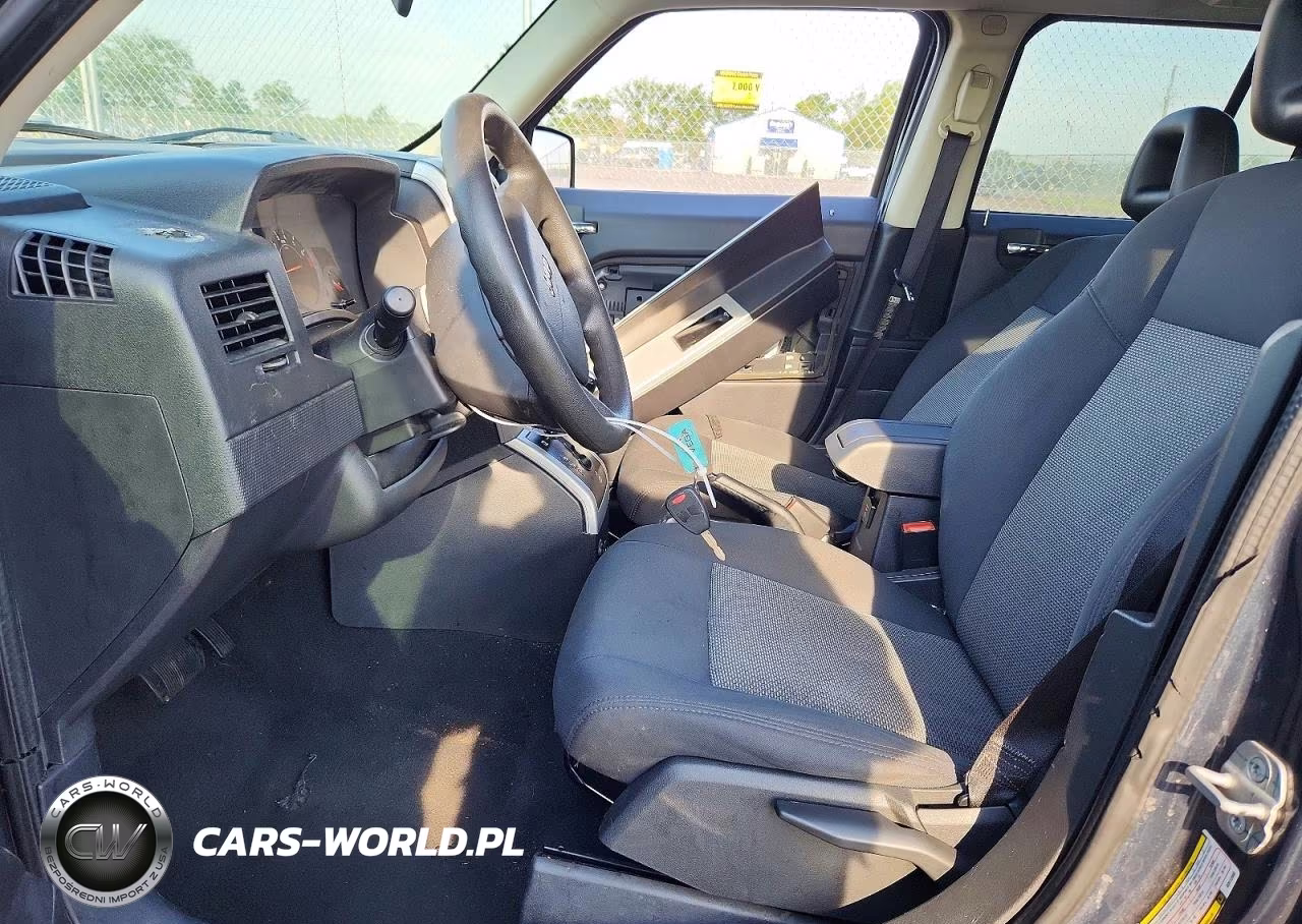 2008 Jeep Patriot Sport VIN:1J8FF28W28D512000 - 7