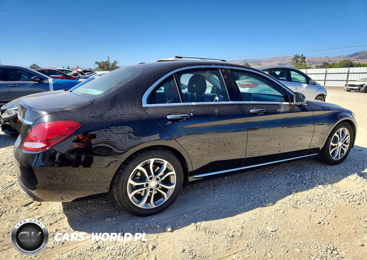 2016 Mercedes-Benz C 300 VIN:55SWF4JB0GU166836 - 3