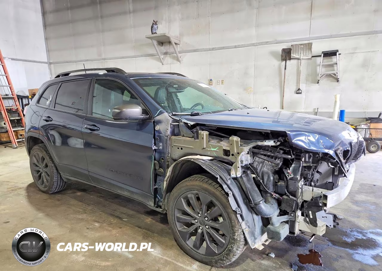 2021 Jeep Cherokee Latitude Lux VIN:1C4PJMMNXMD106480 - 4