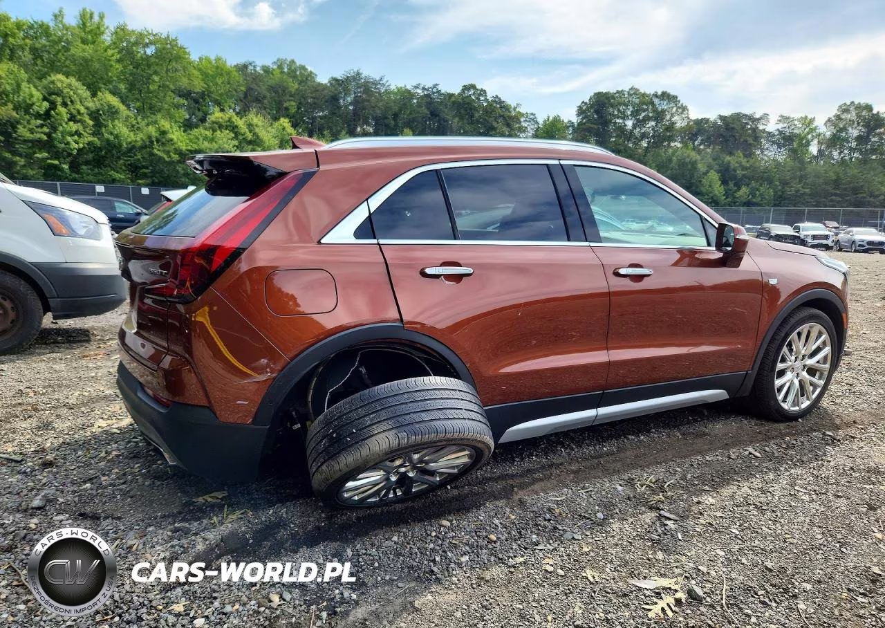 2020 Cadillac Xt4 Premium Luxury VIN:1GYFZDR44LF079200 - 3
