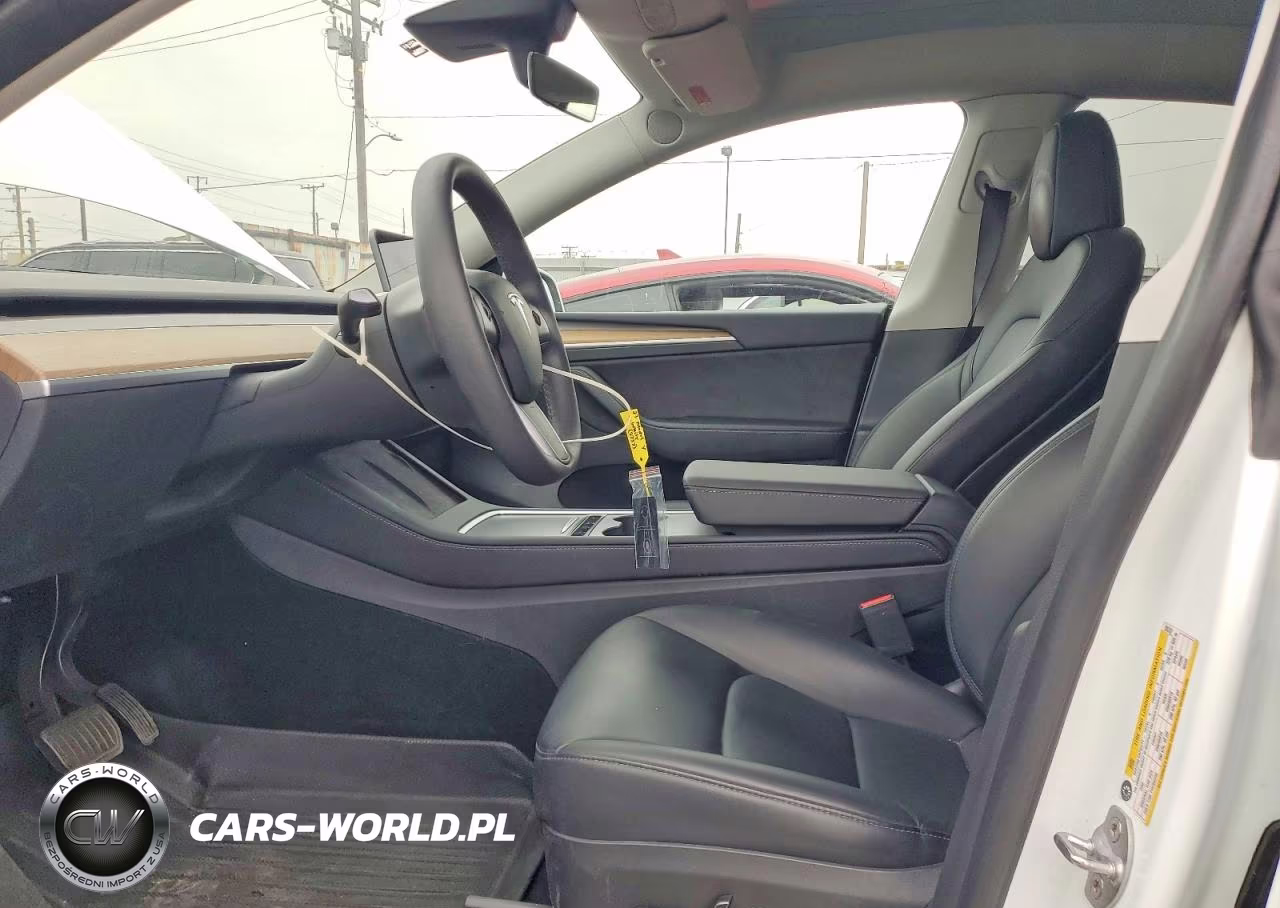2023 Tesla Model Y VIN:7SAYGDEE1PA025737 - 7